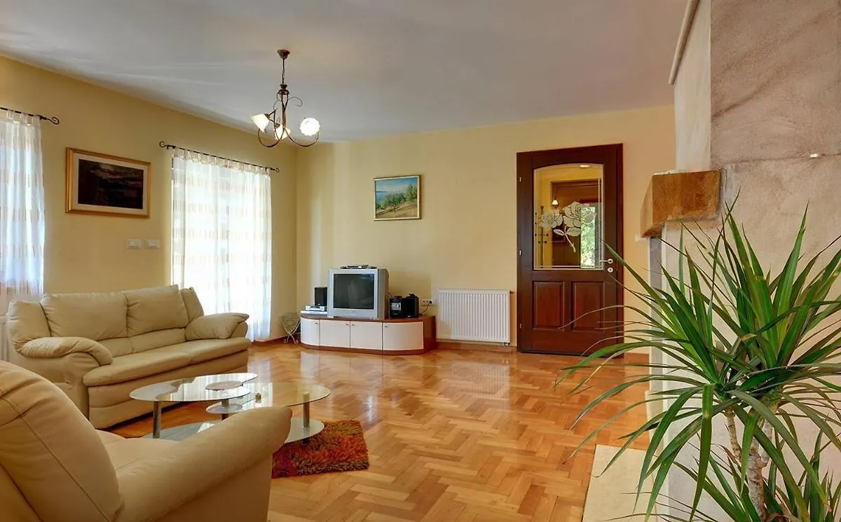 Villa Nina Medulin Holiday home