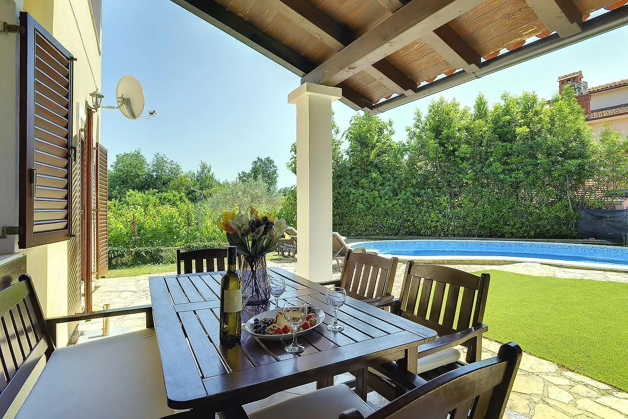 Villa Nina Medulin Holiday home