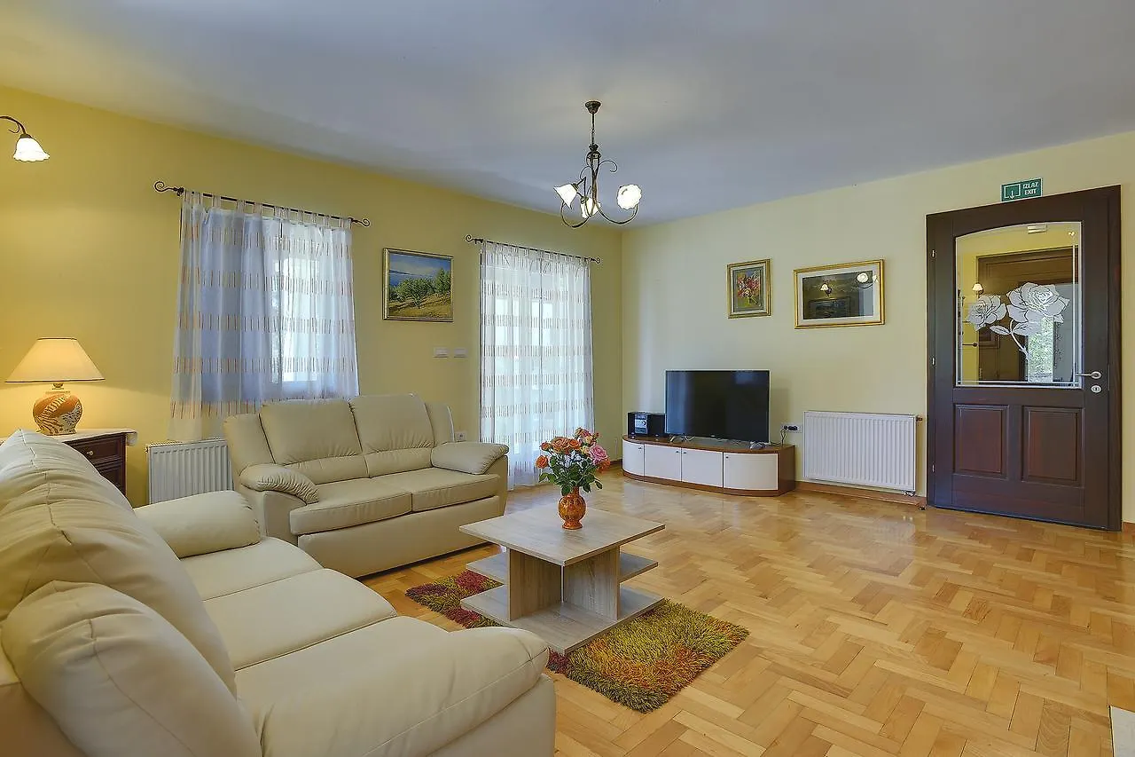 Villa Nina Medulin Croatia